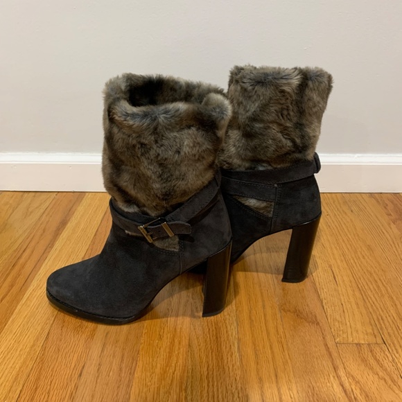 Stuart Weitzman Furstup Slate Grey suede Booties 9 Faux fur pull in buckle Heel - Picture 15 of 16